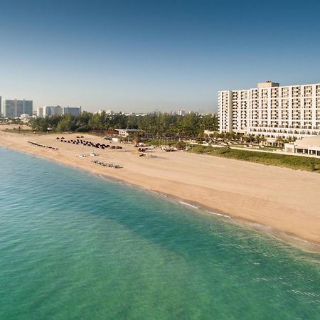 Fort Lauderdale Marriott Harbor Beach Resort & Spa Exterior photo