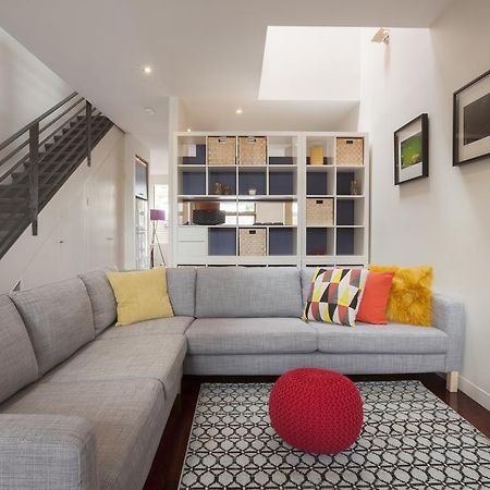 Boutique Stays - Somerset Terrace, Townhouse In Richmond Melbourne Room photo