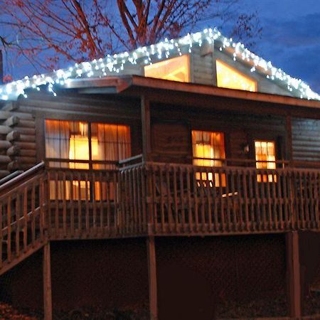 Trail'S End Log Cabins Hotel Branson Exterior photo