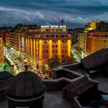 Radisson Blu Ghr Rome Hotel Exterior photo