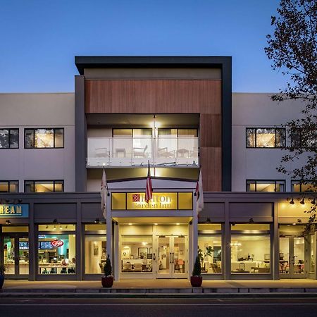 Hilton Garden Inn Davis Downtown Exterior photo