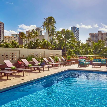 Doubletree By Hilton Alana - Waikiki Beach Honolulu Exterior photo