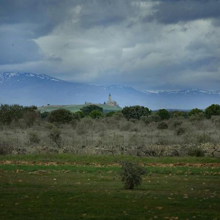 Senorio De Los Bazan Palacios De La Valduerna Exterior photo