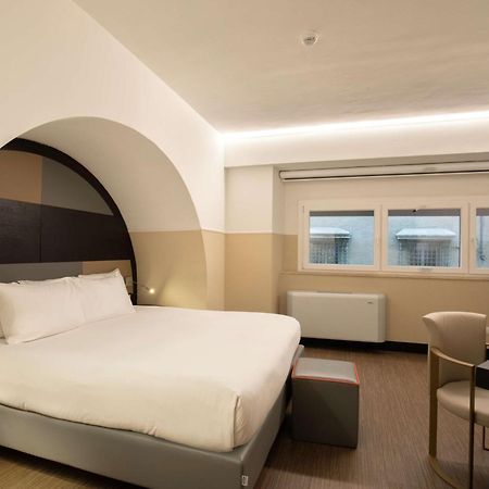 Cosmopolita Hotel Rome, Tapestry Collection By Hilton Exterior photo