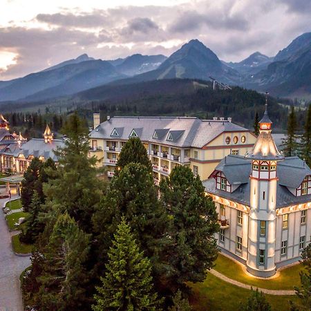 Grand Hotel Kempinski High Tatras Strbske Pleso Exterior photo