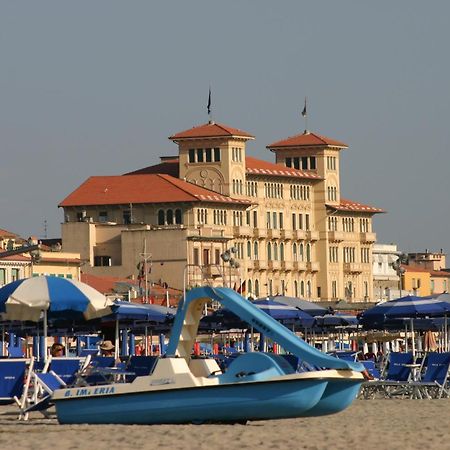 Grand Hotel Royal Viareggio Exterior photo