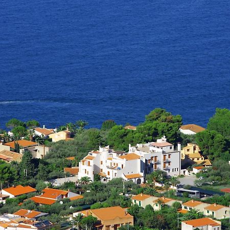 Hotel Baia Del Capitano Cefalu Exterior photo