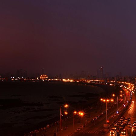 Sea Green Hotel Mumbai Exterior photo