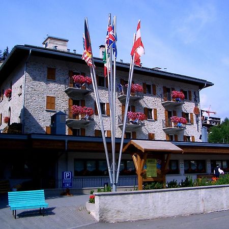 Hotel Sport Santa Caterina Valfurva Exterior photo