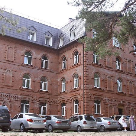 Lesnaya Polyana Hotel Ekaterinburg Exterior photo
