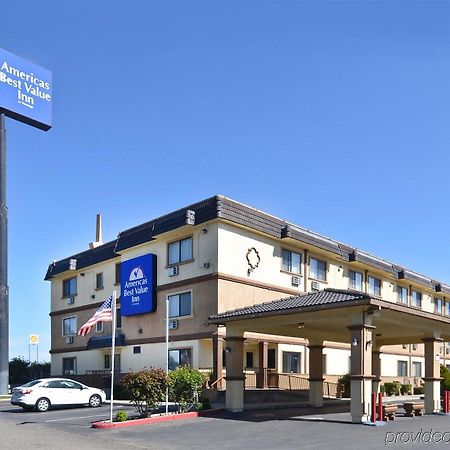Americas Best Value Inn Stockton Exterior photo