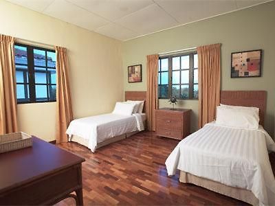 Duta Villas Golf Resort, Port Dickson Kampong Telok  Room photo