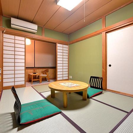 Kusatsu Onsen Ryokufutei Ryokan Exterior photo