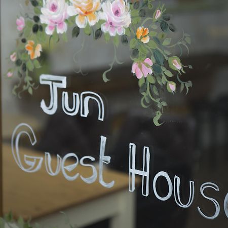 Jun Guesthouse Seoul Exterior photo