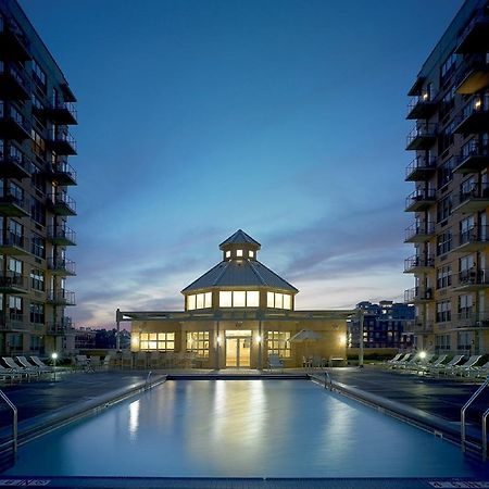 Sky City Apartments At Hoboken South Exterior photo