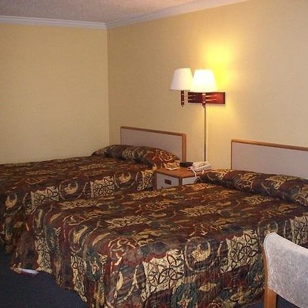 America'S Best Inn - Huntsville Room photo