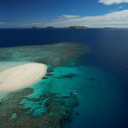 Tadrai Island Resort Mana Island Exterior photo