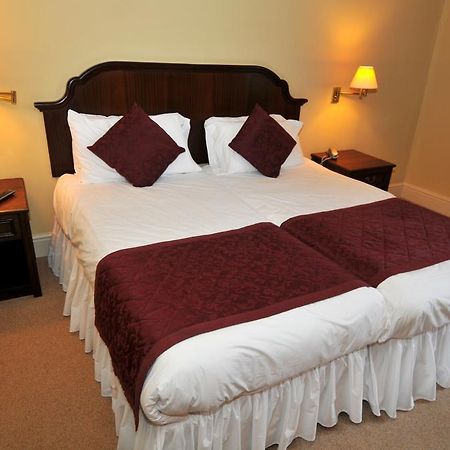 Best Western Kings Arms Hotel Dorchester Room photo