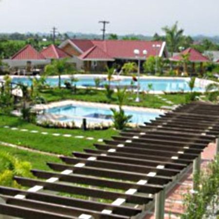 Dolce Vita Di Jo Resort Calapan Exterior photo