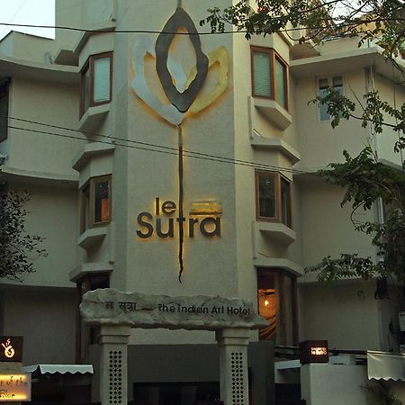 Le Sutra Hotel, Khar, Mumbai Exterior photo