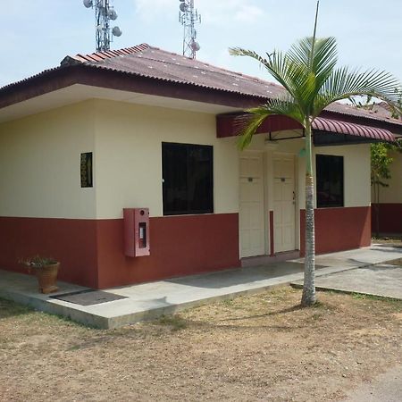 Adina Drive In Motel Langkawi Exterior photo