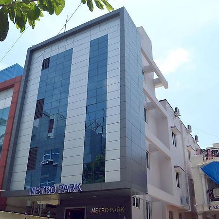 Metro Park Hotel Chennai Exterior photo