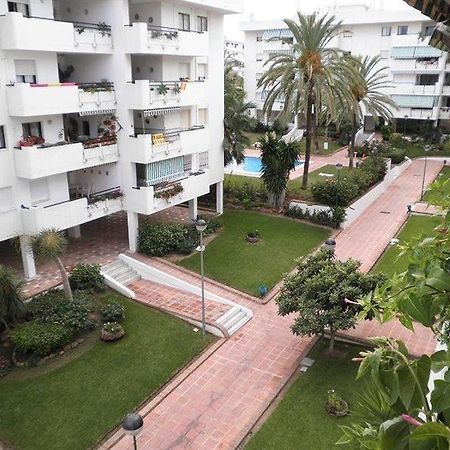 Palm Beach Carihuela Apartments Malaga Exterior photo
