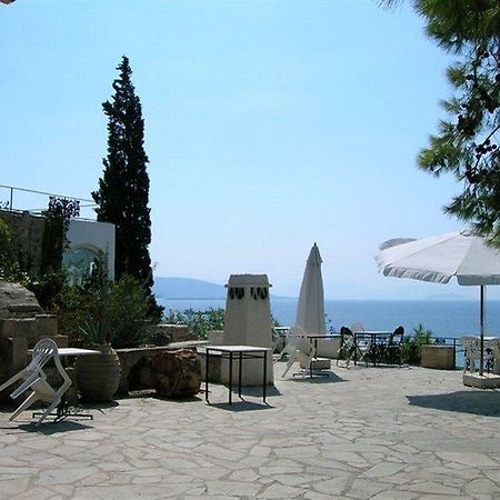 Nafsika Hotel Aegina Exterior photo