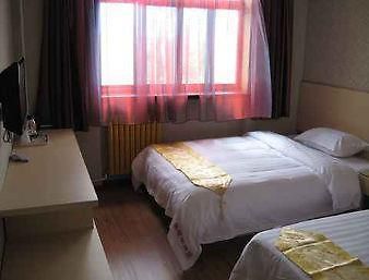 Super 8 By Wyndham Beijing Shibalidian Nan Qiao Hotel Room photo