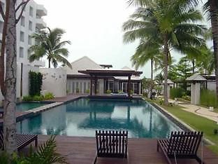 The Beach House Hotel Rayong Exterior photo