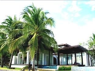 The Beach House Hotel Rayong Exterior photo
