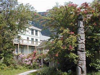 Alaska'S Capital Inn Bed And Breakfast (Adults Only) Juneau Exterior photo
