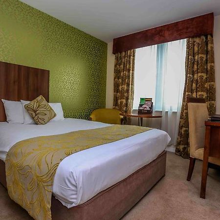 The George Boutique Hotel Limerick Room photo