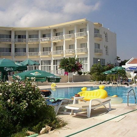 Sempati Hotel Kyrenia  Exterior photo