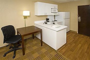 Extended Stay Deluxe Boston - Westborough - Computer Dr. Exterior photo