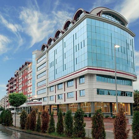 Tcc Grand Plaza Hotel Skopje Exterior photo