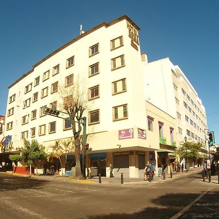 Roma Guadalajara In Downtown Hotel Exterior photo