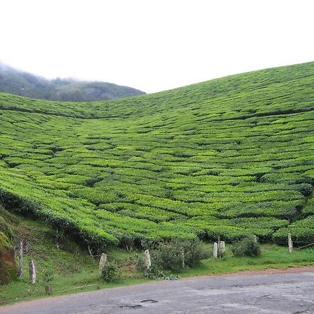 Grand Plaza Hotel Munnar Exterior photo