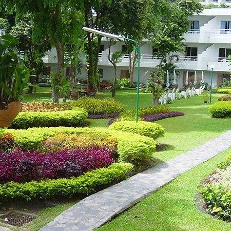 Island View Hotel Pattaya Exterior photo