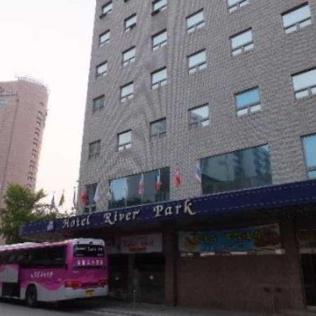 River Park Hotel Seoul Exterior photo