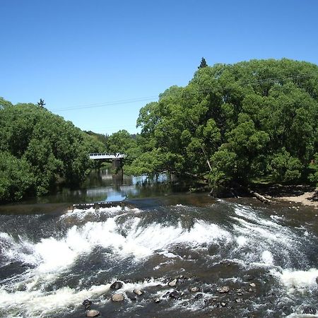 Bonneys Inn Deloraine Exterior photo