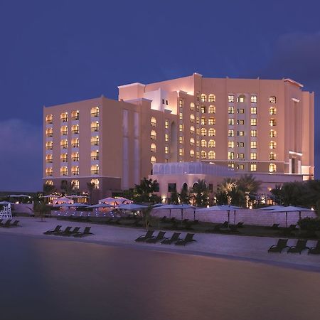 Traders Hotel, Abu Dhabi Exterior photo