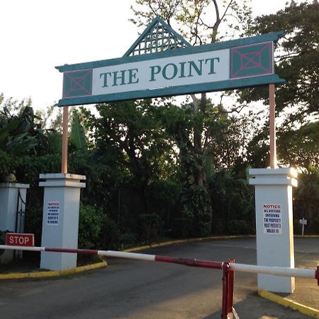 Point Village Negril Exterior photo