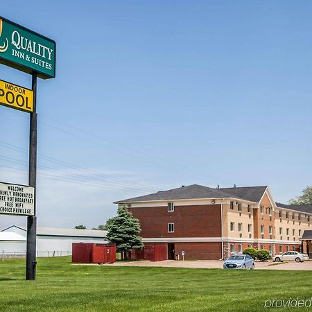 Quality Inn & Suites Davenport Exterior photo