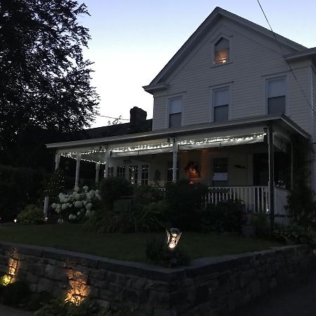 The Stirling House Waterfront Inn Greenport Exterior photo