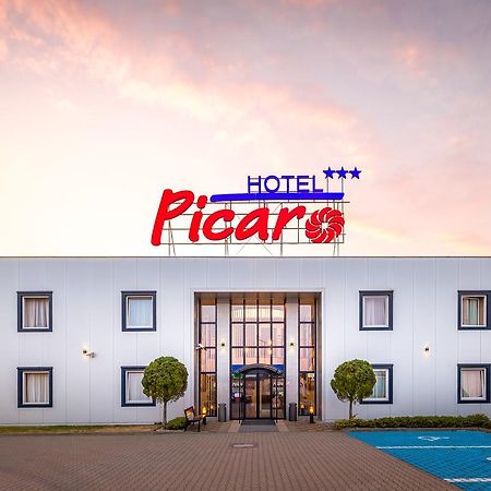 Hotel Picaro Krasnik Dolny Boleslawiec  Exterior photo