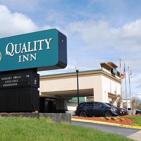 Quality Inn Windsor Mill Exterior photo