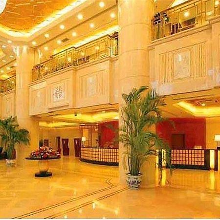 Chengde Tianbao Holiday Hotel Exterior photo