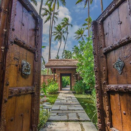 Reef Villa Wadduwa Exterior photo