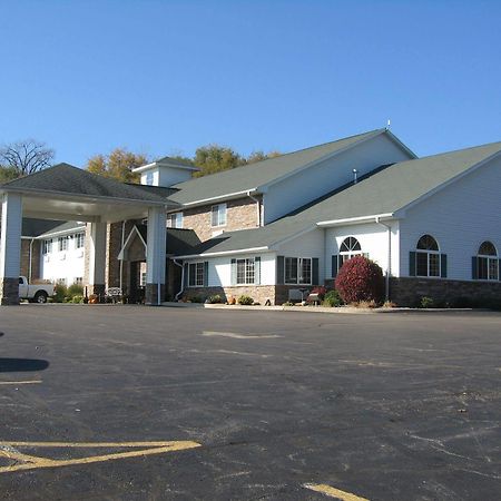 Super 8 Savanna Il Hotel Fulton Exterior photo